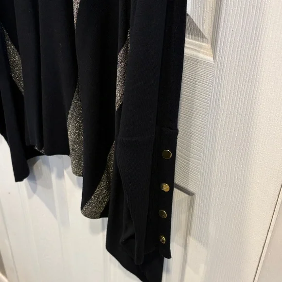 NWT Alfani Black and Silver Women's Poncho Top Size Large - Picture 4 of 4